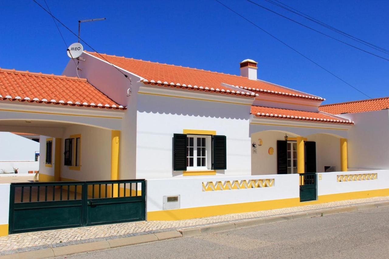 Al Casa Das Andorinhas Almograve Exterior photo