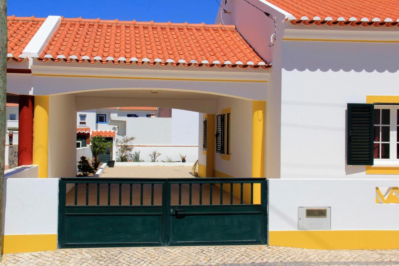 Al Casa Das Andorinhas Almograve Exterior photo