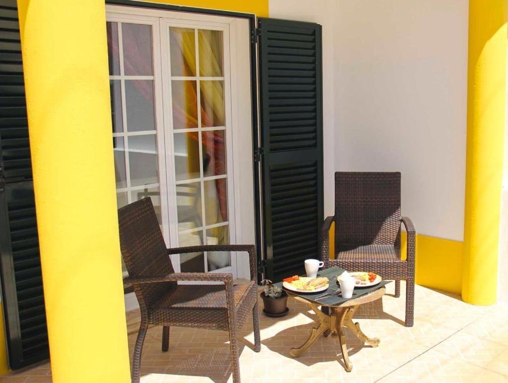 Al Casa Das Andorinhas Almograve Exterior photo